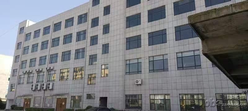 位于西城开发区民族西路整栋楼对外出租